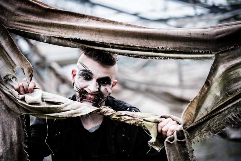 Fotoshooting mit dem Elektropunker im Gartenhaus_ creazyfoto-Fotoshooting Heilbronn