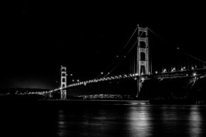 Nachtaufnahme-Golden-Gate-special-copyright-creazyfoto-Reisefotograf-Heilbronn-weltweit-sw-ungewöhnliche-Fotos