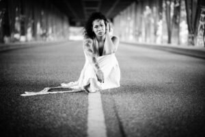 Sarah, das Model aus Bremen und ich, der Fotograf aus Heilbronn. Herausgekommen ist ein Street-Fotoshooting an verschiedenen Locations in Hamburg. Hier waren wir an der Oberbaumbrücke.