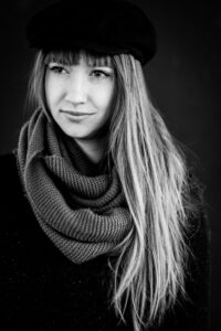 TFP Shooting Beispiele, Peoplefotografie, Portrait Fotografie, Portraitshooting, TFP Fotoshooting, kostenlose Foto Shootings, Heilbronn, Obersulm, Portraitfotografie unterwegs Viviian-Emily TFP Fotoshooting in Stuttgart copyright creazyfoto Fotograf Heilbronn