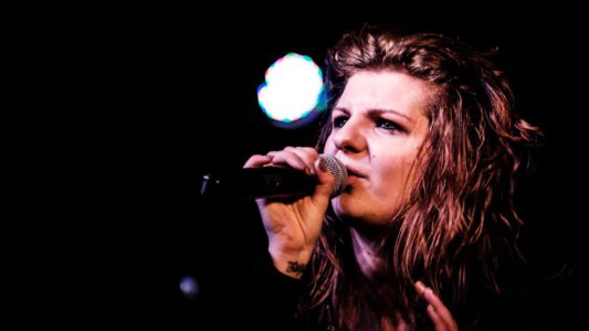 Konzertfotografie mit Licence aus Ludwigsburg, Das Konzert fand im legendären Kellerklub in Stuttgart statt Peoplefotografie, Portrait Fotografie, Portraitshooting, TFP Fotoshooting, kostenlose Foto Shootings, Heilbronn, Obersulm, Portraitfotografie unterwegs 2019_03_08_Krashkarma_creazyfoto-0476