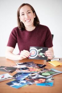 Moderne Business-Fotografie für Berater und Coaches: Lilli Christ on Location im natürlichen Licht fotografiert in Tübingen nahe Stuttgart.