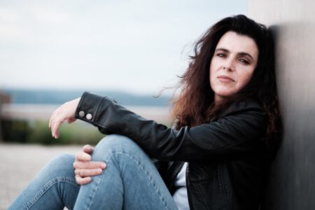 Ich, der Fotograf aus Heilbronn hatte ich meine Wohnmobil-Shooting-Tour geplant. Auf Instagram hatte ich bereits einige Bilder von Andrea gesehen und sie dann spontan angeschrieben. So ging es mit Andrea kreuz und quer durch Pforzheim, bei unserem ersten Fotoshooting. 7452-Fotoshooting-Pforzheim-Andrea-copyright-creazyfoto-Fotograf-Heilbronn