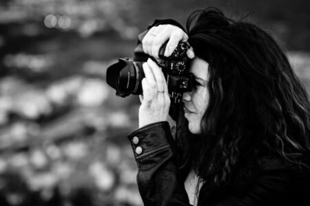 Ich, der Fotograf aus Heilbronn hatte ich meine Wohnmobil-Shooting-Tour geplant. Auf Instagram hatte ich bereits einige Bilder von Andrea gesehen und sie dann spontan angeschrieben. So ging es mit Andrea kreuz und quer durch Pforzheim, bei unserem ersten Fotoshooting. 7489-Fotoshooting-Pforzheim-Andrea-copyright-creazyfoto-Fotograf-Heilbronn