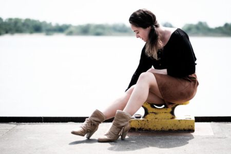 2022 war ich Mit der Schauspielerin Sara Louise Krutein in Blankenese unterwegs um Portraits für ihre Sedcard zu fotografieren. Unsere Tour führte uns nach Hamburg Blankenese, einem malerischen Stadtteil mit einer reichen Geschichte. 9114-Sara-Luise-Krutein-Hamburg-copyright-creazyfoto-Fotograf-Heilbronn
