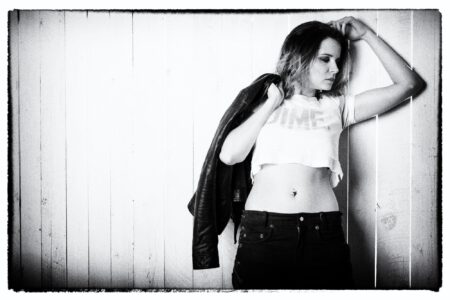 Studioshooting in Sindelfingen mit Mit Tine. Portrait in SW. Ich liebe Portraitfotografie Tine Studioshooting - Peoplefotografie
