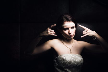 Studioshooting in Sindelfingen mit Mit Tine. Portrait in Farbe. Ich liebe Portraitfotografie Tine Studioshooting - Peoplefotografie